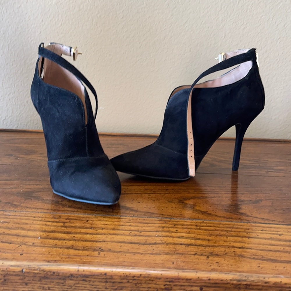 Black suede heels